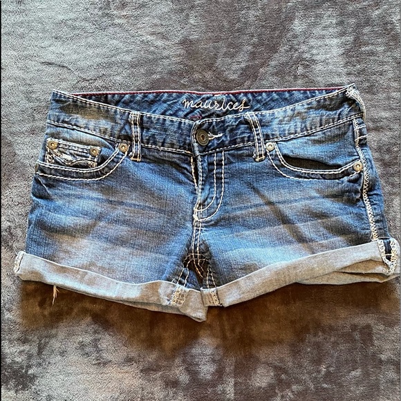 Maurice’s Jean Shorts - Picture 3 of 5
